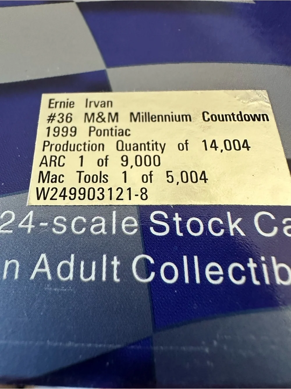 NASCAR - Ernie Irvan #36 M&M Countdown to Millennium 1999 1:24